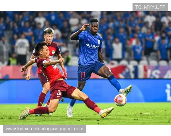 中超天王山之战:海港大战申花,火药味爆表 中超天王山之战:海港大战申花,火药味爆表