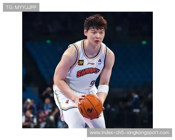 CBA新星闪耀，王哲林带领上海久事击败劲敌