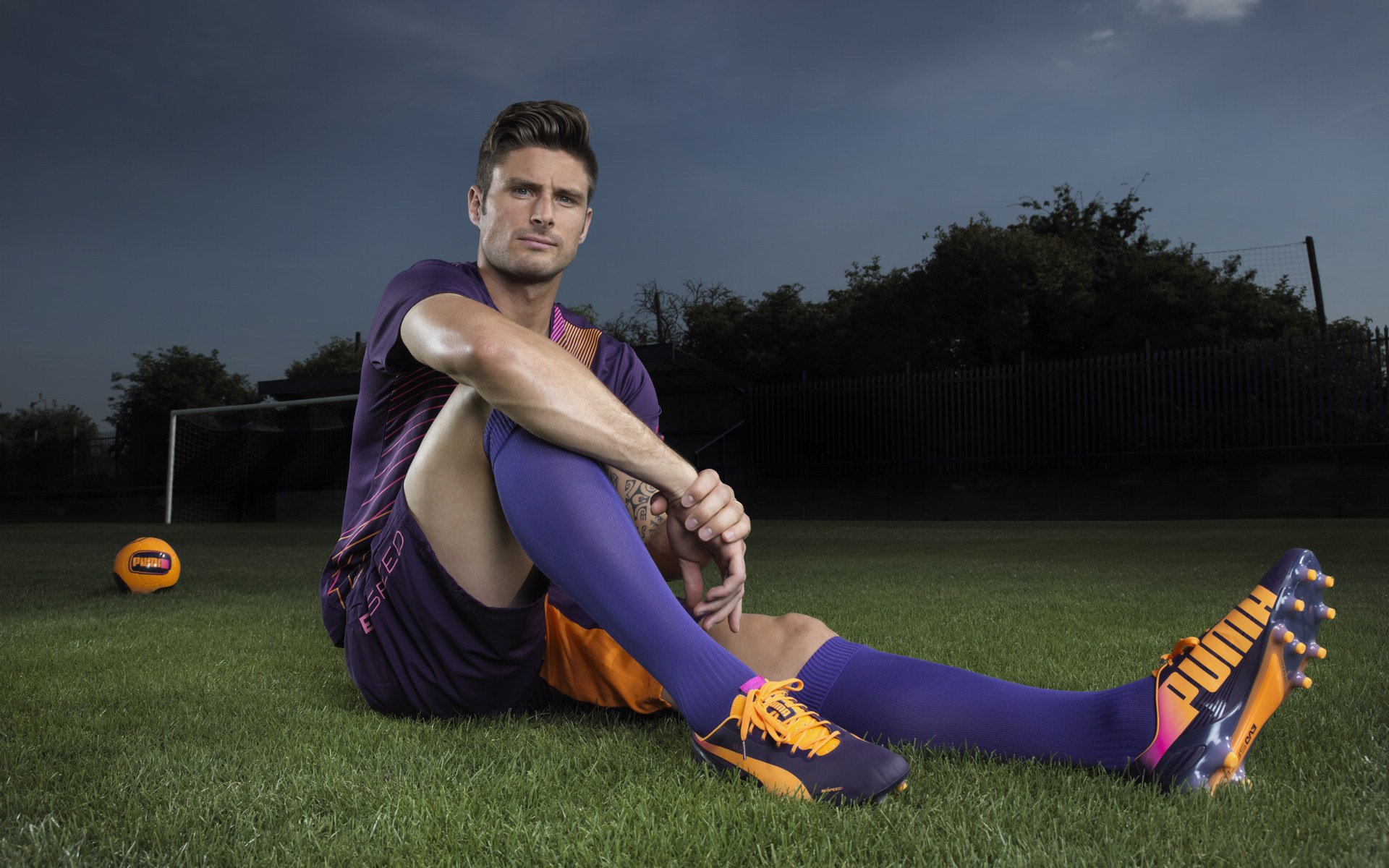 2026年职业拳王统一战 亿万瞩目金腰带之争分出胜负